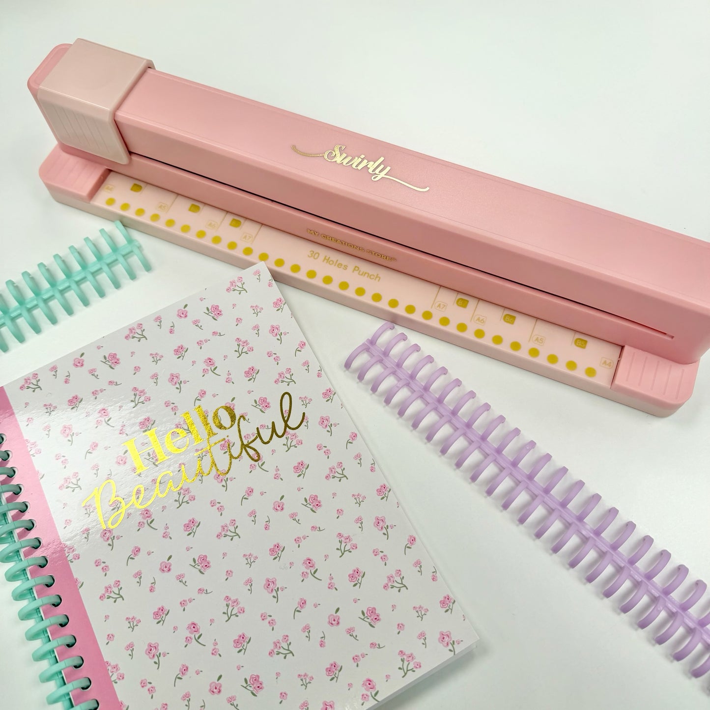 SWIRLY PERFORADORA DE LIBRETAS